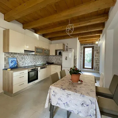 Holiday home Rosa, 45, Brac Dracevica