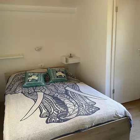 Rosa, 45, Brac Casa de Férias *