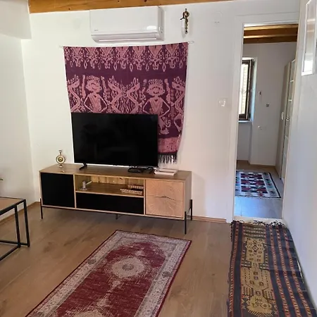 Rosa, 45, Brac Dračevica