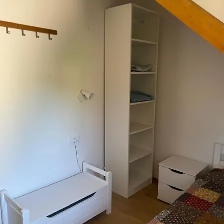 Rosa, 45, Brac Casa de Férias Dračevica