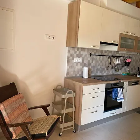 Vakantiehuis Rosa, 45, Brac Dračevica